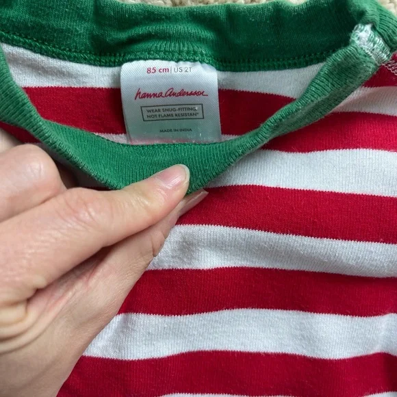 Hanna Anderson Christmas pajamas bundle 2T - Picture 3 of 6
